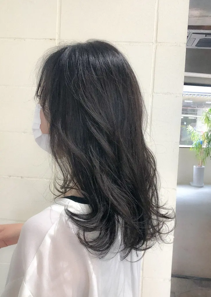 ロングレイヤー×グレージュ