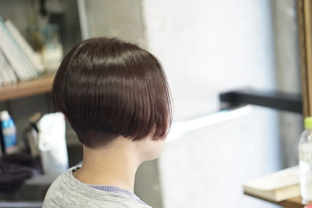 前下がりショート