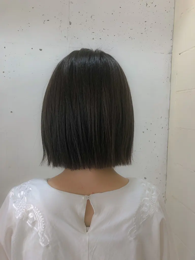 切りっぱなしボブ