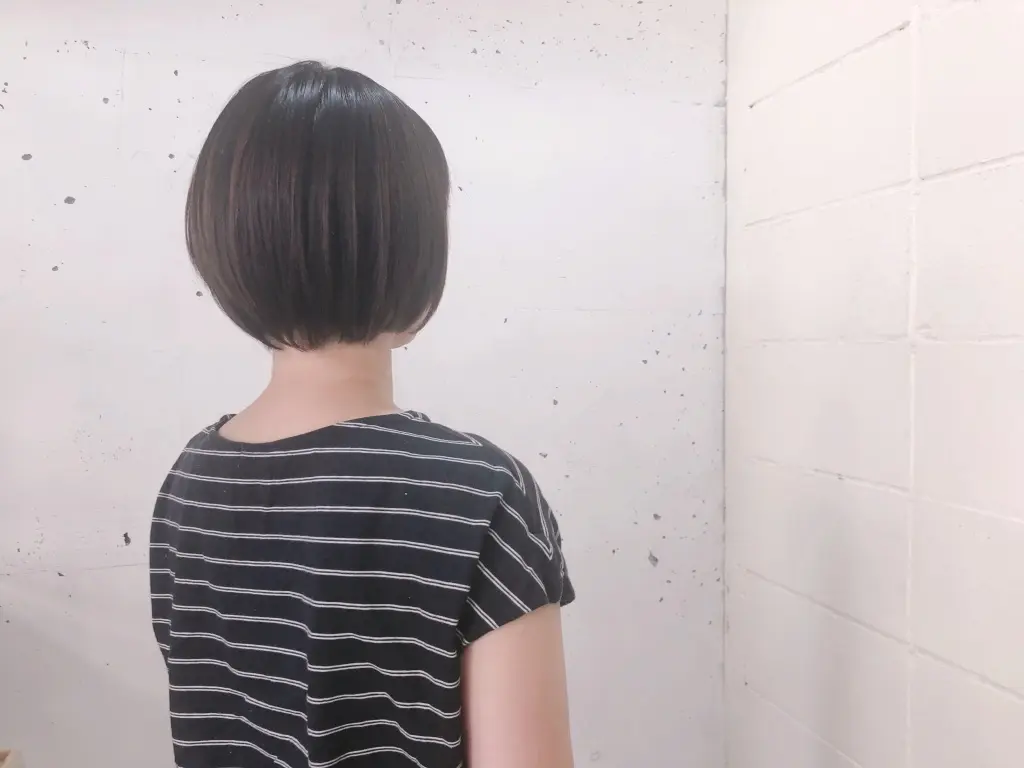 大人のボブスタイル