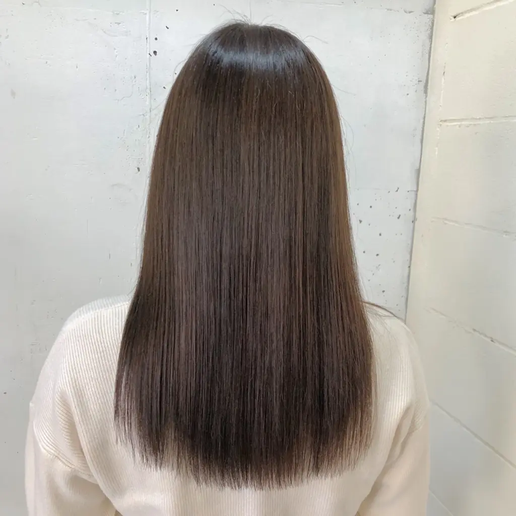 ブラウンベージュ