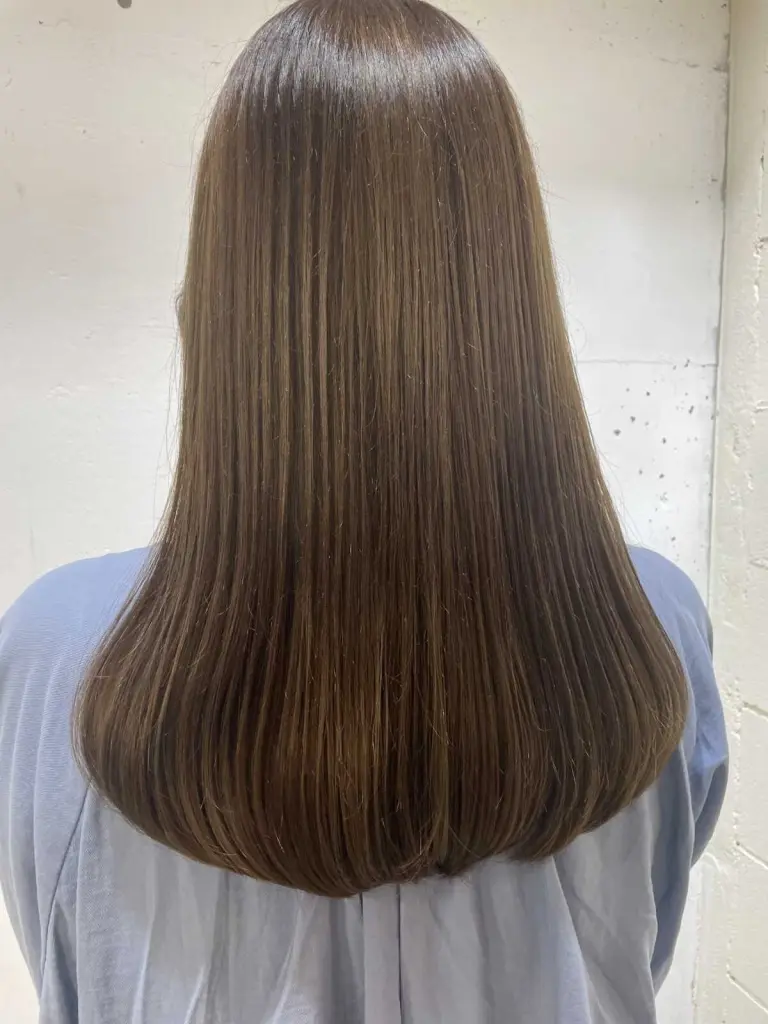 アッシュグレージュミディアム