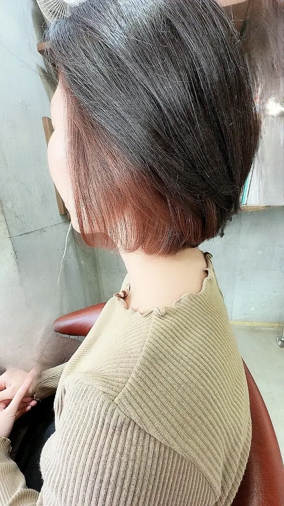 跳ねないボブスタイル