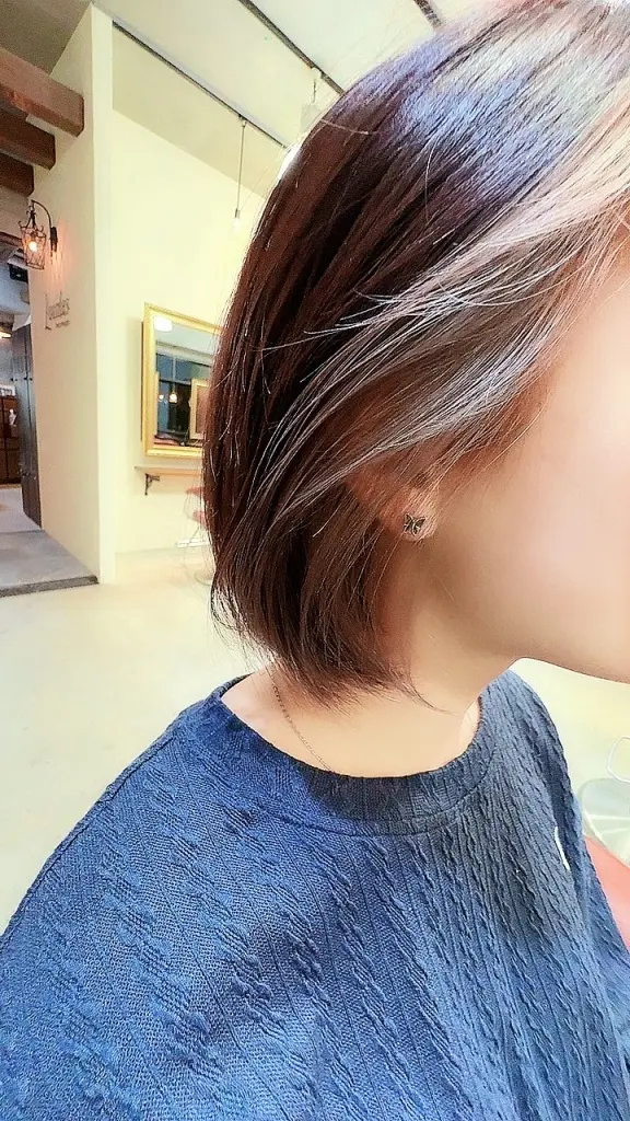 跳ねないボブスタイル