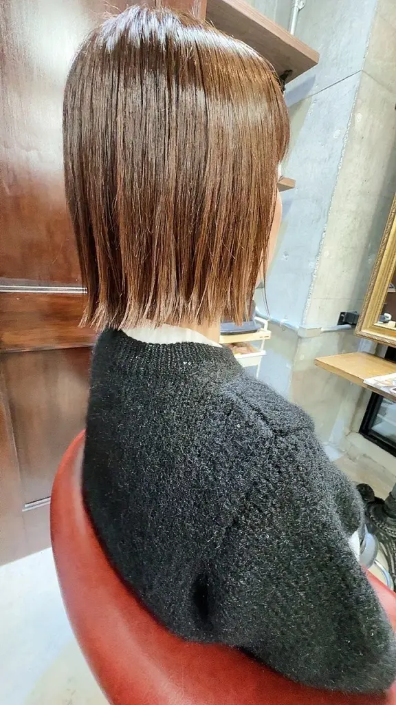 跳ねてるボブスタイル