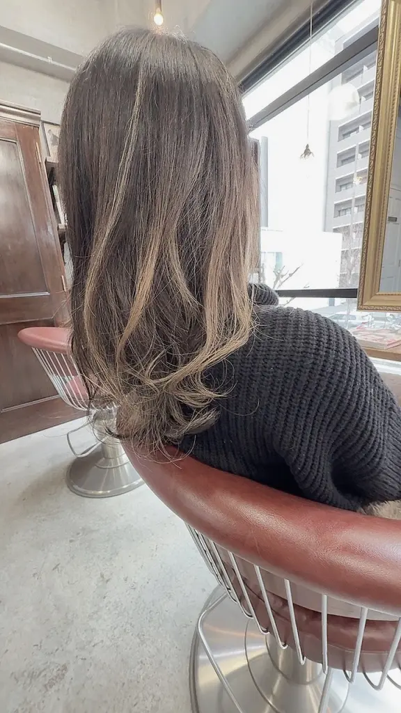 小顔似合わせハイライトカラー。