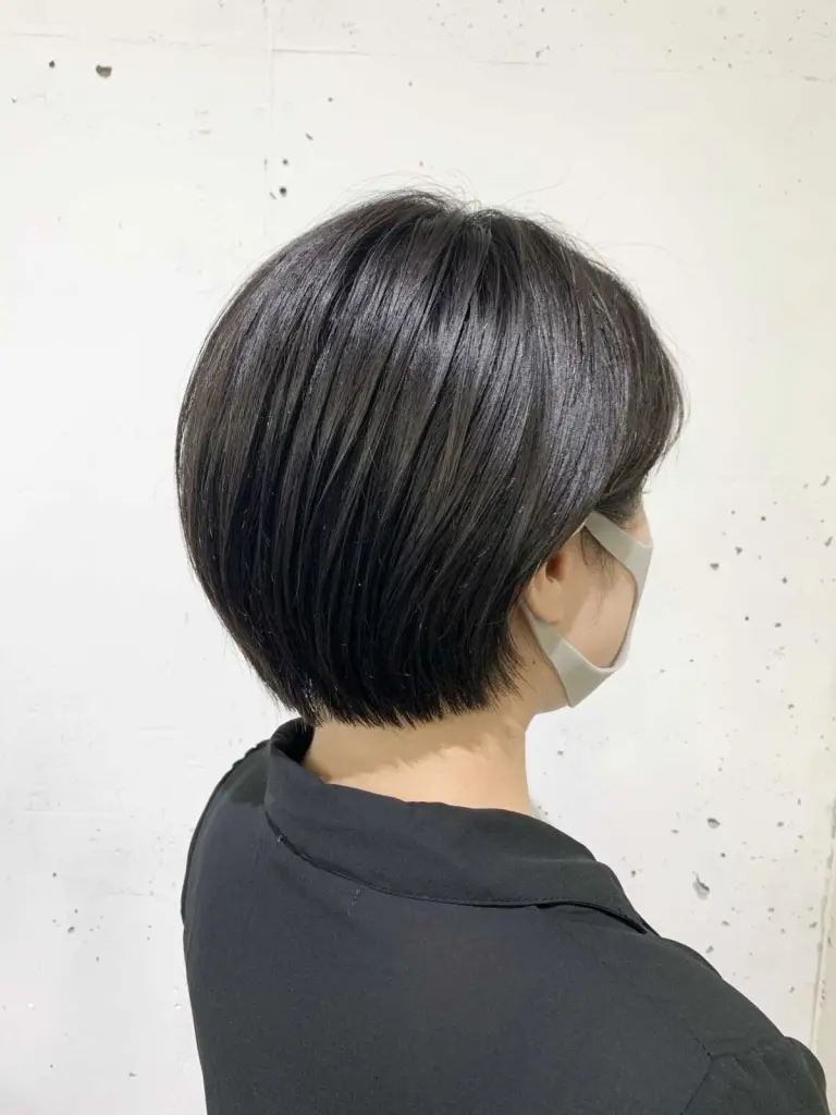 コンパクトなショートボブ
