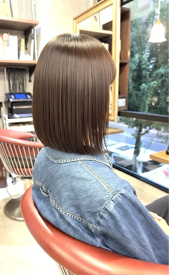 大人のボブスタイル　縮毛矯正