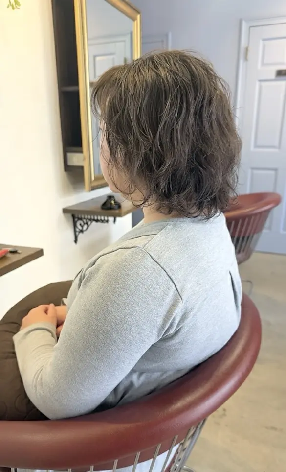 ボブスタイルパーマ　シルバーグレージュ