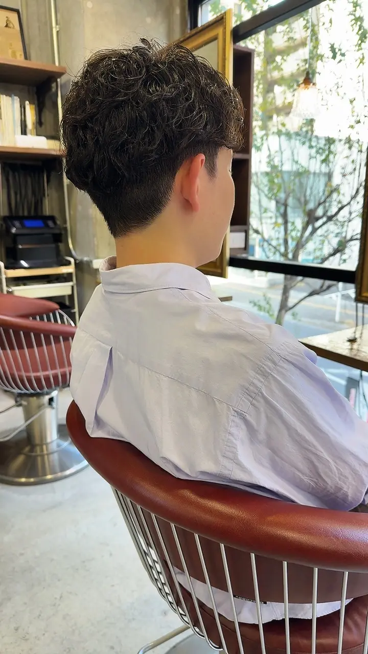 シャドウパーマ