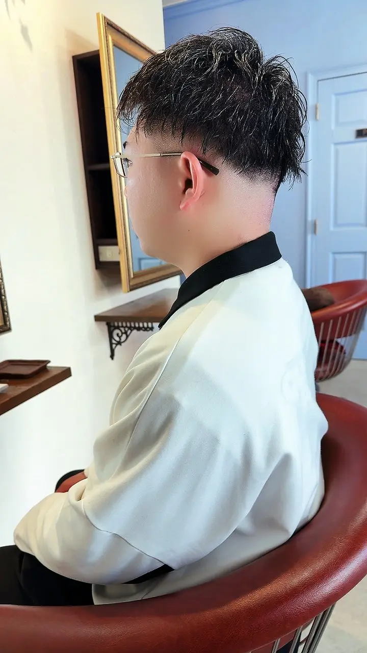 フェード・ショートマッシュ　ファザーパーマ（メンズ） | 千葉駅徒歩１分の美容院・美容室 Lourdes Hair Design（ルルドヘアデザイン）